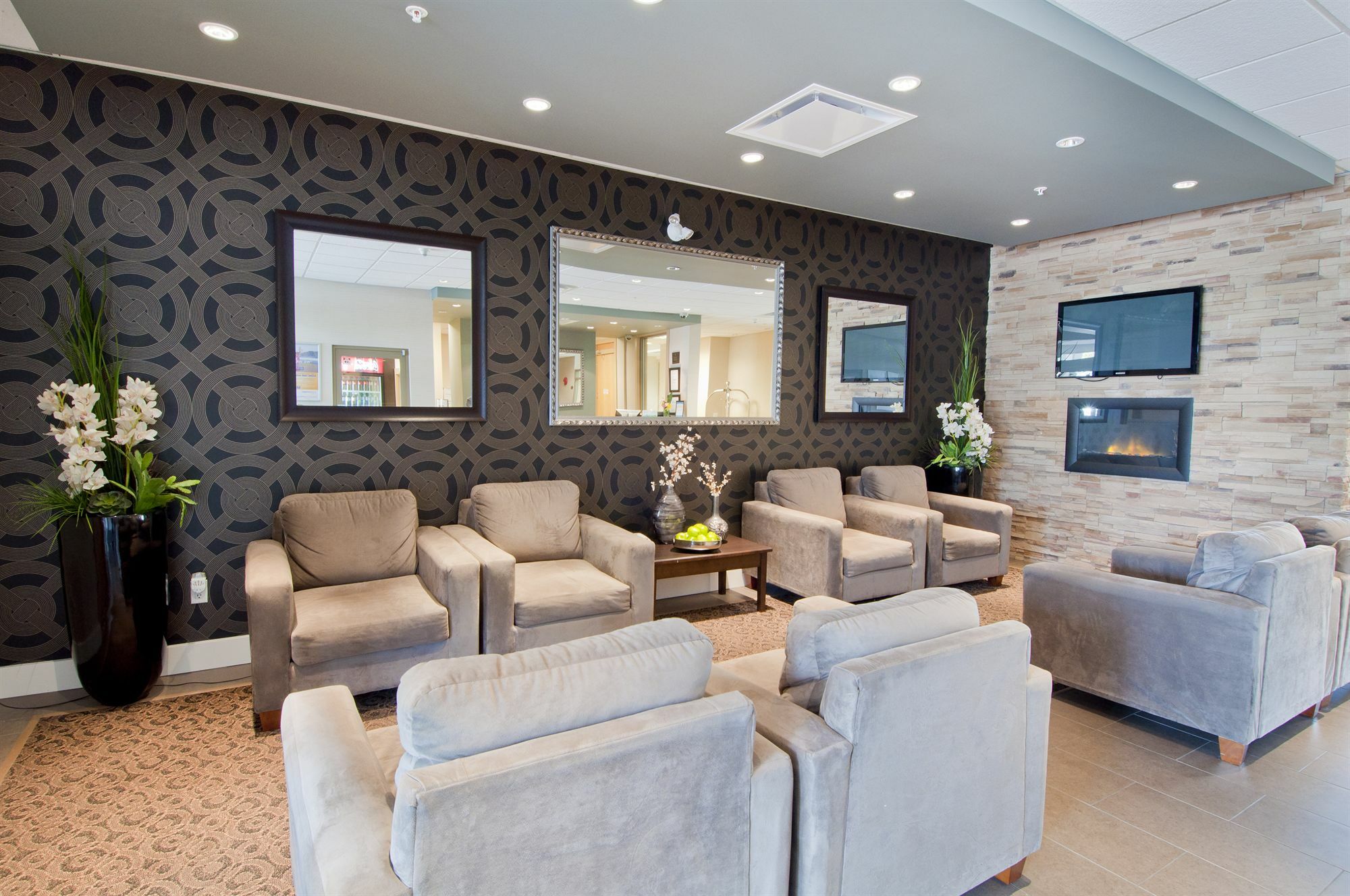 סארי Comfort Inn & Suites מראה חיצוני תמונה